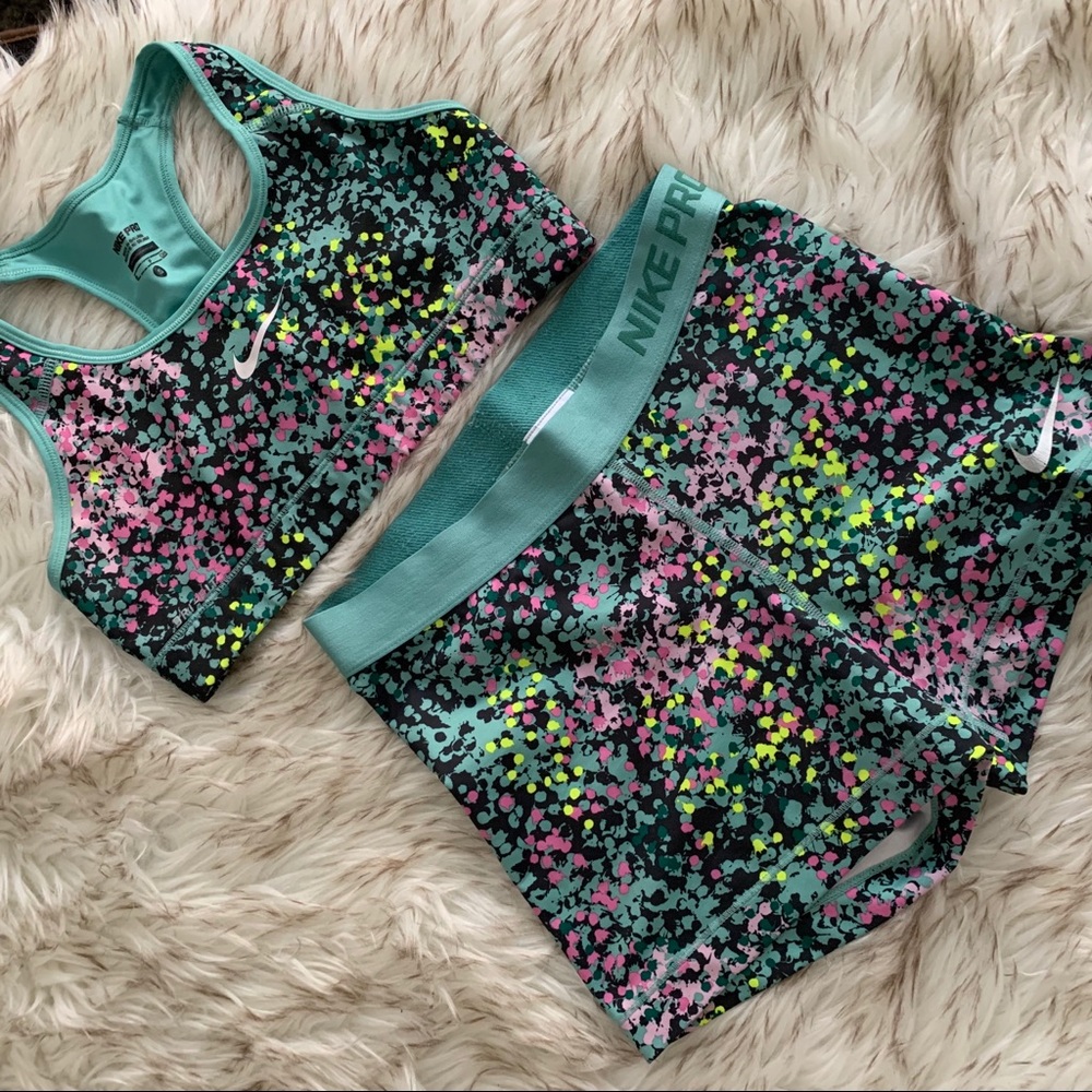 Nike pro set